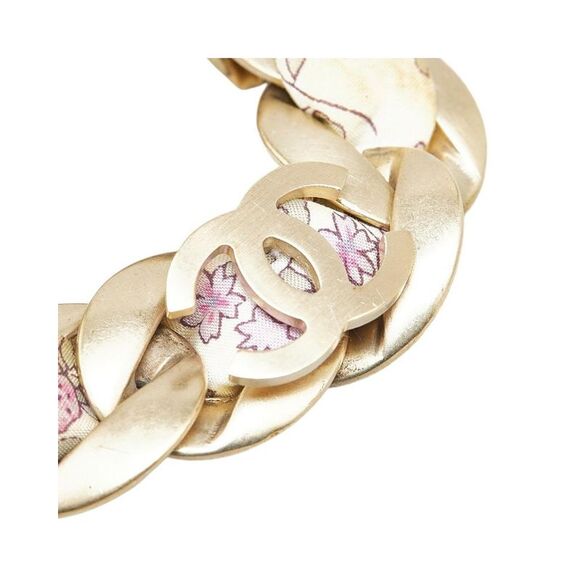 Pre Loved Chanel Logo CC Women Gold Bracelets - Picture 5 of 6